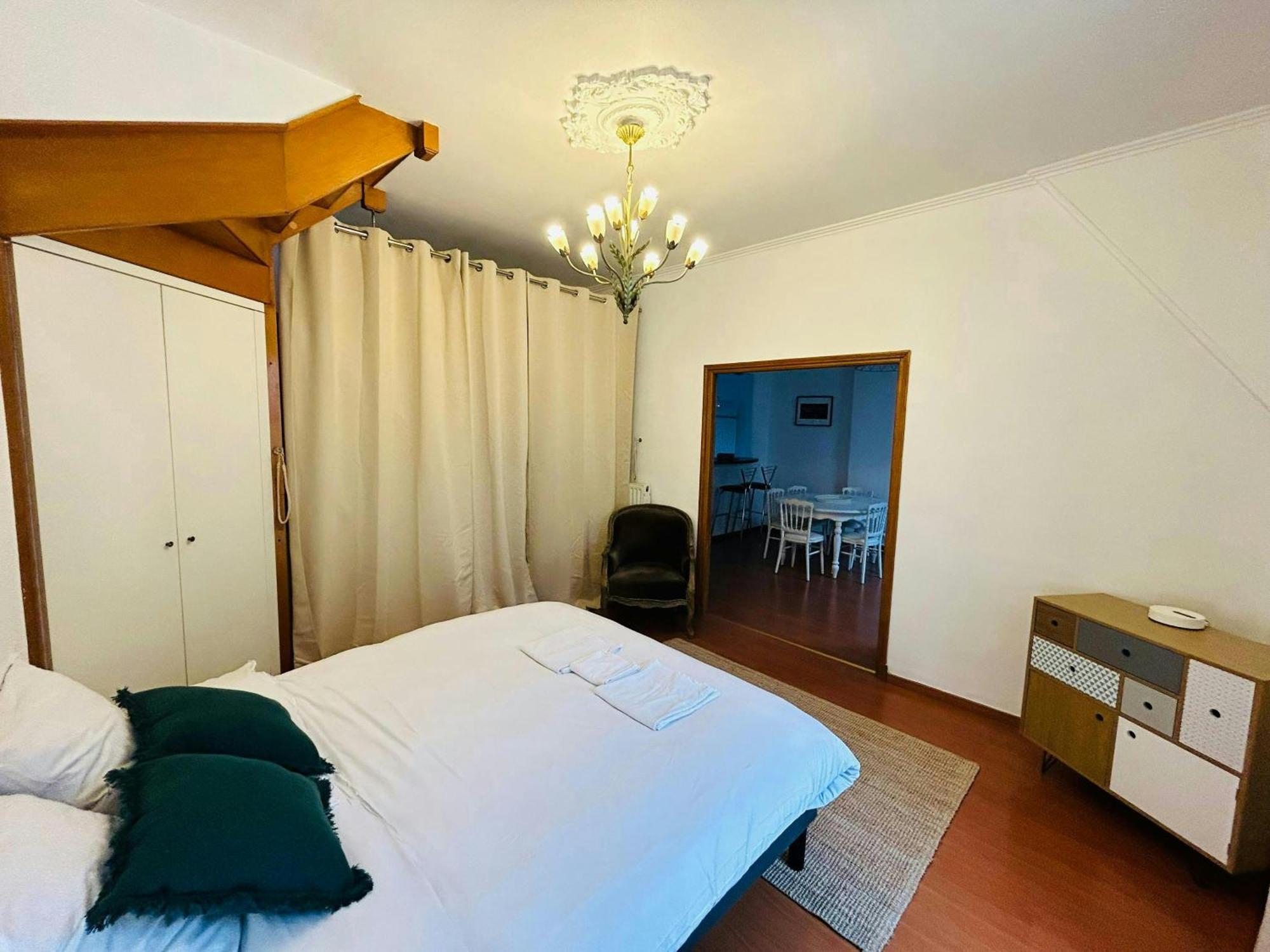 Apartamento Le Majestueux Brulee Hypercentre Parking Reims Exterior foto