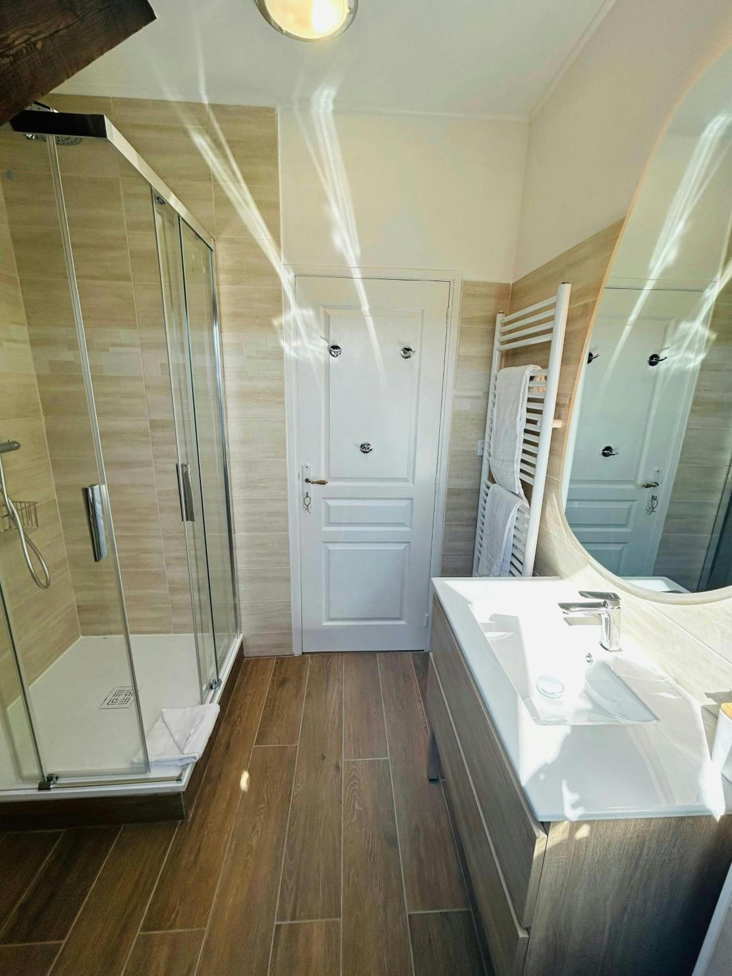Apartamento Le Majestueux Brulee Hypercentre Parking Reims Exterior foto